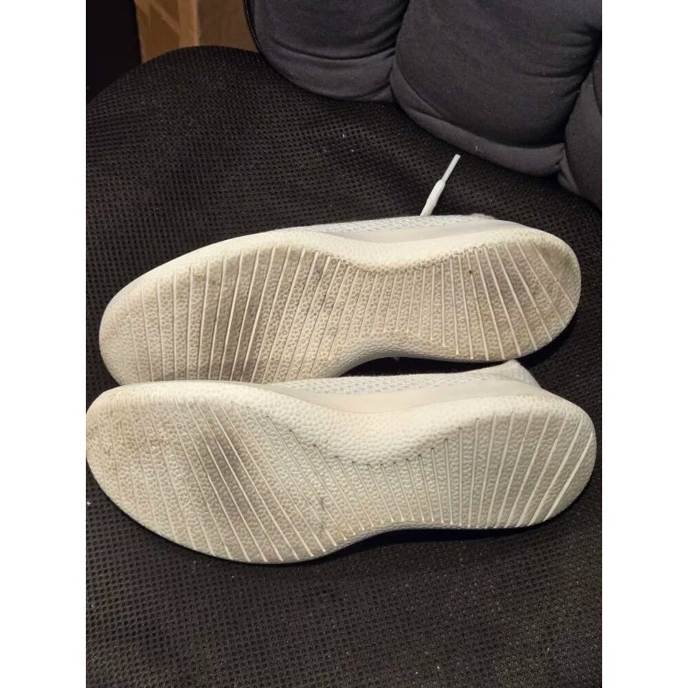 EUC Allbirds Tree Runners Light Blue Womens Size 8 - Picture 3 of 3